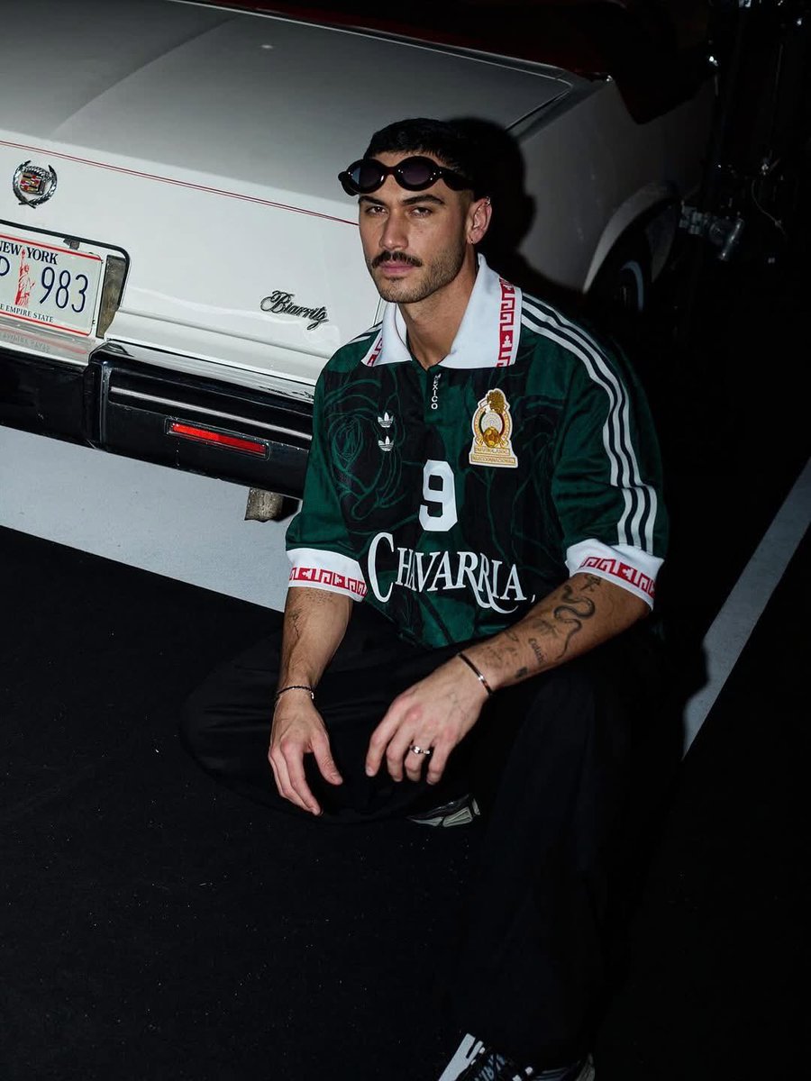 raulgtzoficial's tweet image. Sin lugar a dudas, Álex Speitzer es un mexicano muy orgulloso de sus raíces, y hoy brilla con luz propia en la Fashion Week de París. 🌟👔🇫🇷