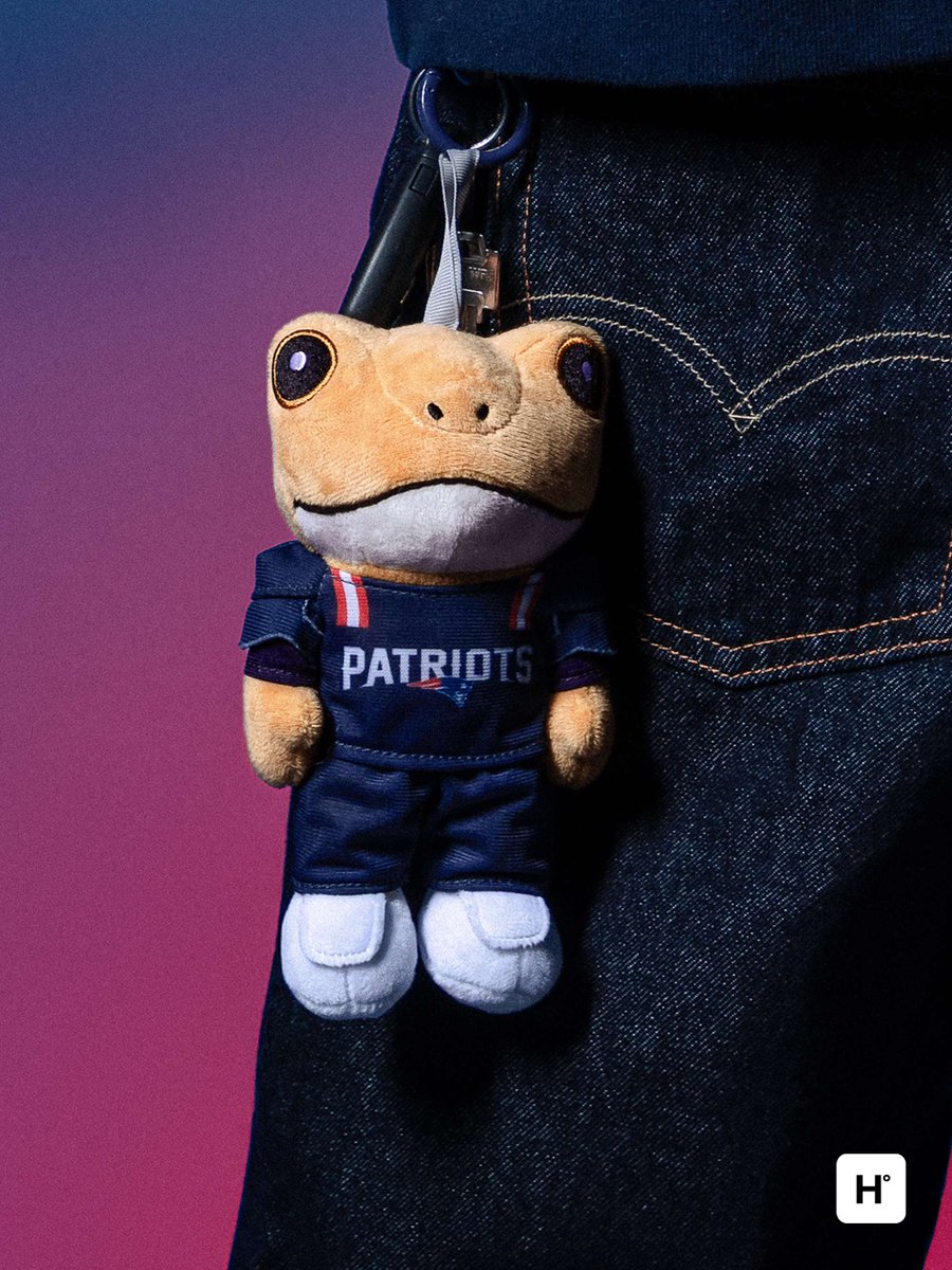 houseofheat's tweet image. OFFICIAL: Bad Bunny, NFL Unveil Merch Collection Ahead of Super Bowl LX 🏆

Details: hoh.news/oLeKELLQ