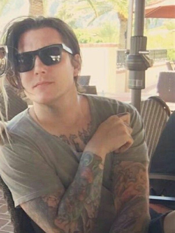 acervogates's tweet image. 