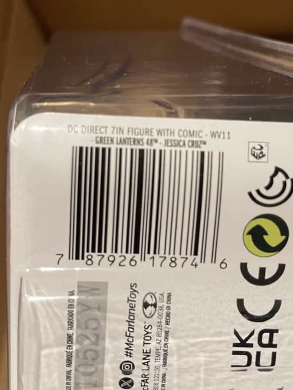 InPursuitofToys's tweet image. Check your Walmart stores! Thanks to @retroembassy on IG for the tag in their McFarlane Toys Jessica Cruz Green Lantern find!

Found at Walmart in California. Barcode included if you’re looking. 

#mcfarlanetoys #dcdirect #greenlantern #jessicacruz #inpursuitoftoys
