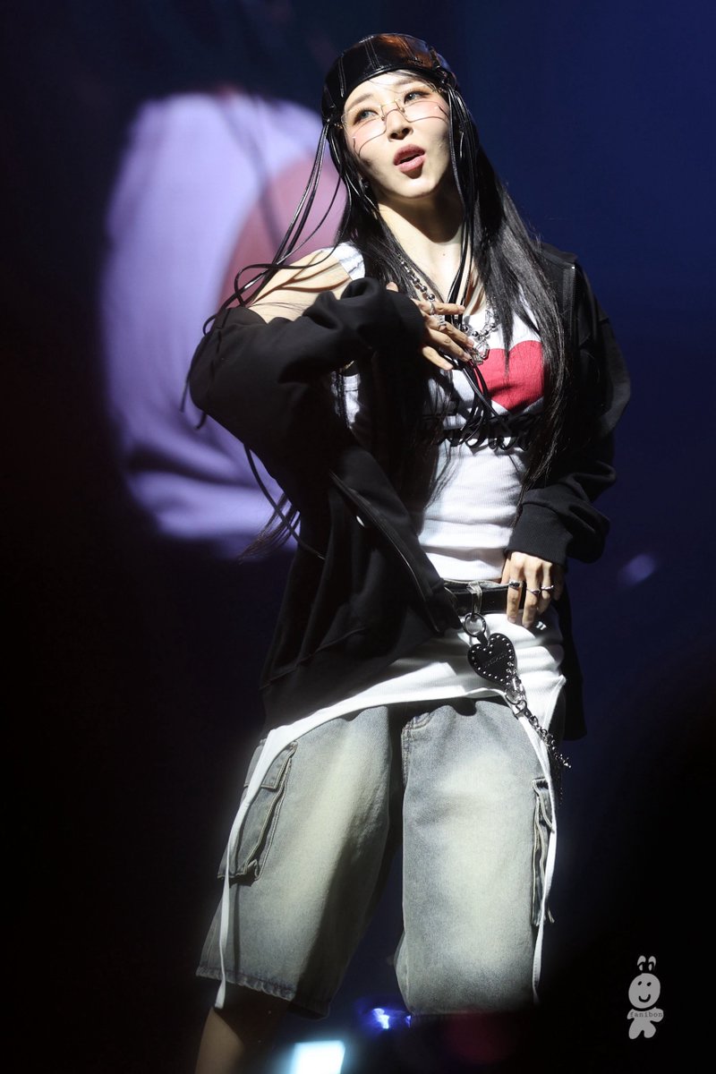 260124
CONCERT TOUR
[MUSEUM : village of eternal glow]IN TAIPEI

#마마무 #MAMAMOO
#문별 #MOONBYUL