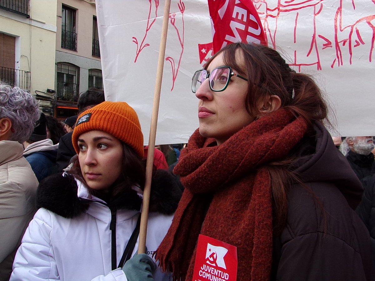 UJCEMadrid's tweet image. 📸 𝗢𝗙𝗥𝗘𝗡𝗗𝗔 𝗙𝗟𝗢𝗥𝗔𝗟 𝗔 𝗟𝗢𝗦 𝗔𝗕𝗢𝗚𝗔𝗗𝗢𝗦 𝗗𝗘 𝗔𝗧𝗢𝗖𝗛𝗔

Si el eco de su voz se debilita, pereceremos 🚩