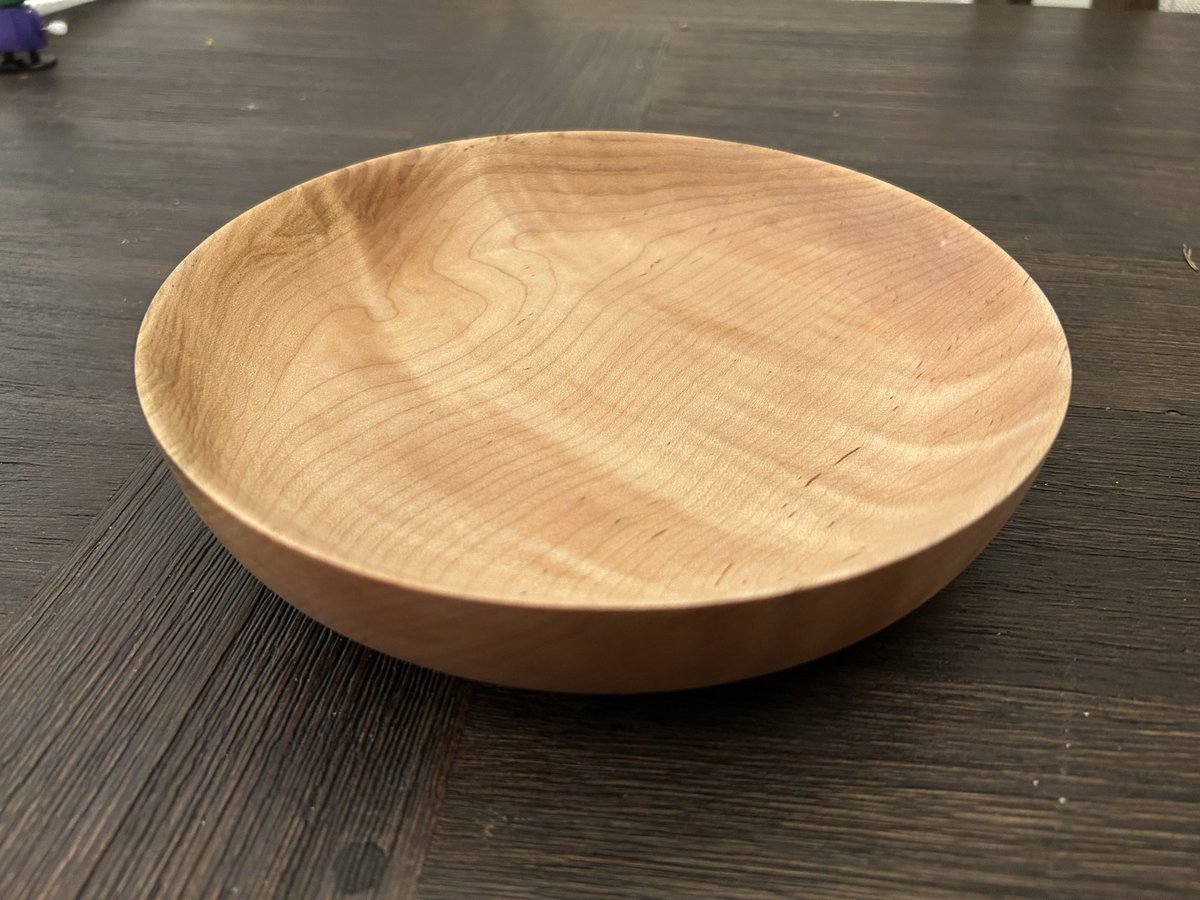 JPQ's tweet photo. @Nico__Chuan Turned my first bowl the other day. Beautiful maple https://t.co/Lf1cTHLG7L