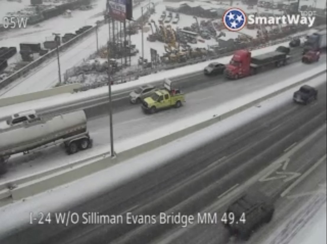middletennwx's tweet photo. Big issues happening in the metro. https://t.co/sfvKGScQJa