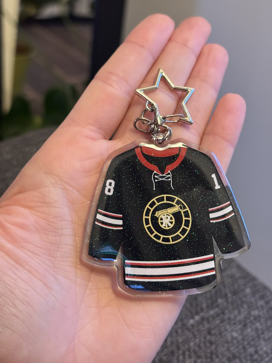 nkdnmnhttn's tweet image. oh I’m obsessed @thatsoburcu ⭐️