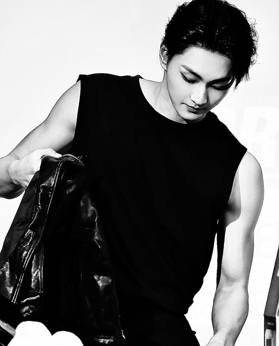 sylucex's tweet image. 