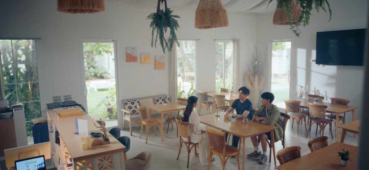 sfkkfs_'s tweet image. ผมไม่ขอโลกที่สมบูรณ์แบบ แต่ขอโลกที่มีคุณอยู่ด้วย ผมรู้ว่าโลกนี้มันห่วยแค่ไหน ถ้าไม่มีคุณ , 

กุจะร้องไห้ สงสารคุณตากล้อง 😭  ปัญหาของธันอคิน อุตส่าห์คลี่คลาย ได้เริ่มต้นใหม่อีกครั้ง แต่อีกคู่คือกุเศร้าอะ คุณลูกค้าไม่หายไปไหนจริงใช่ไหม ชอบคู่นี้มากกก  #RelovedTheSeries…