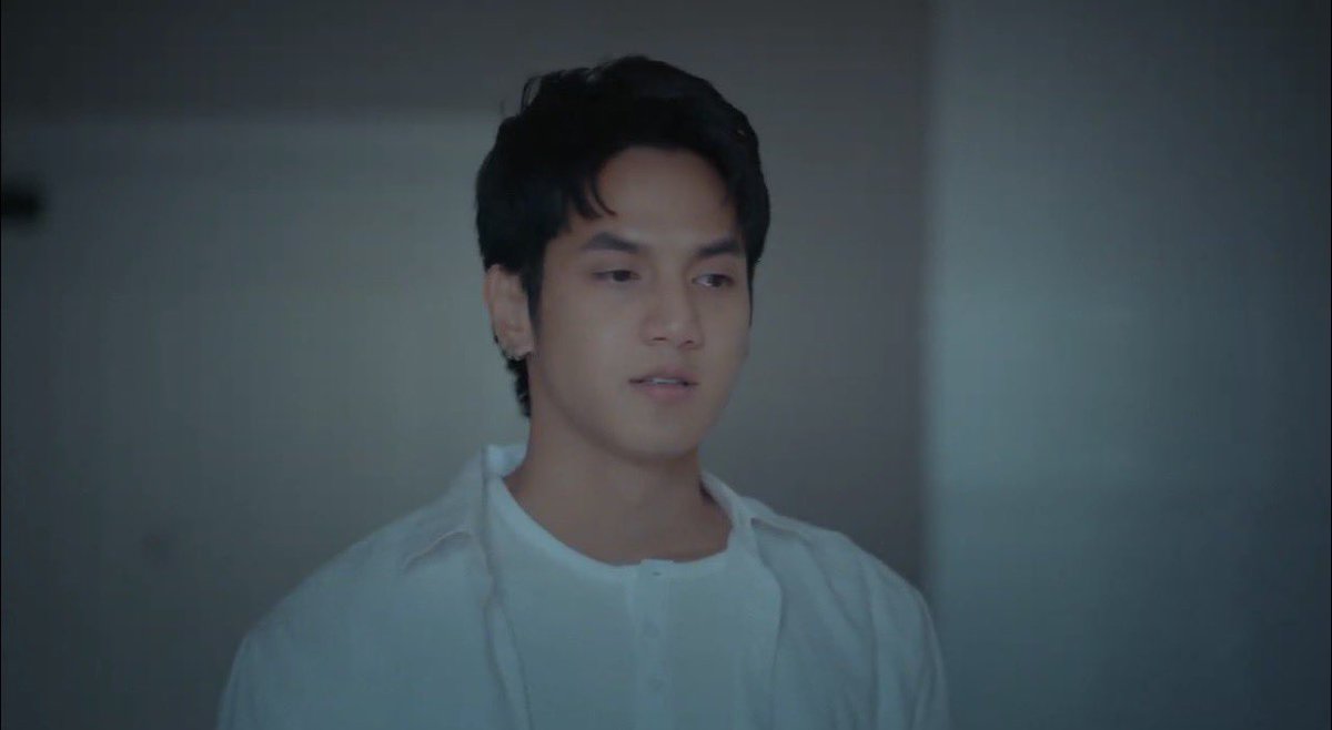 gangbearegg's tweet image. Reloved The Series EP8 ตอนนี้โฟกัสคู่ปอนด์-ดลภัทรมาก เพราะชอบคู่นี้อ่า อย่ามาเล่นแบบนี้นะ จะจบแบบนี้ไม่ได้ นี้ว่ามีแอ๊บแอ้แน่นอน รอดูอีพีต่อไปเลย ไม่จบแบบนี้แน่นอน แต่ตอนปอนด์ร้องไห้อะกูเข้าใจถึงความรู้สึกของการจากลาเลยอะ 
#RELOVEDTHESERIES #RELOVED_EP8