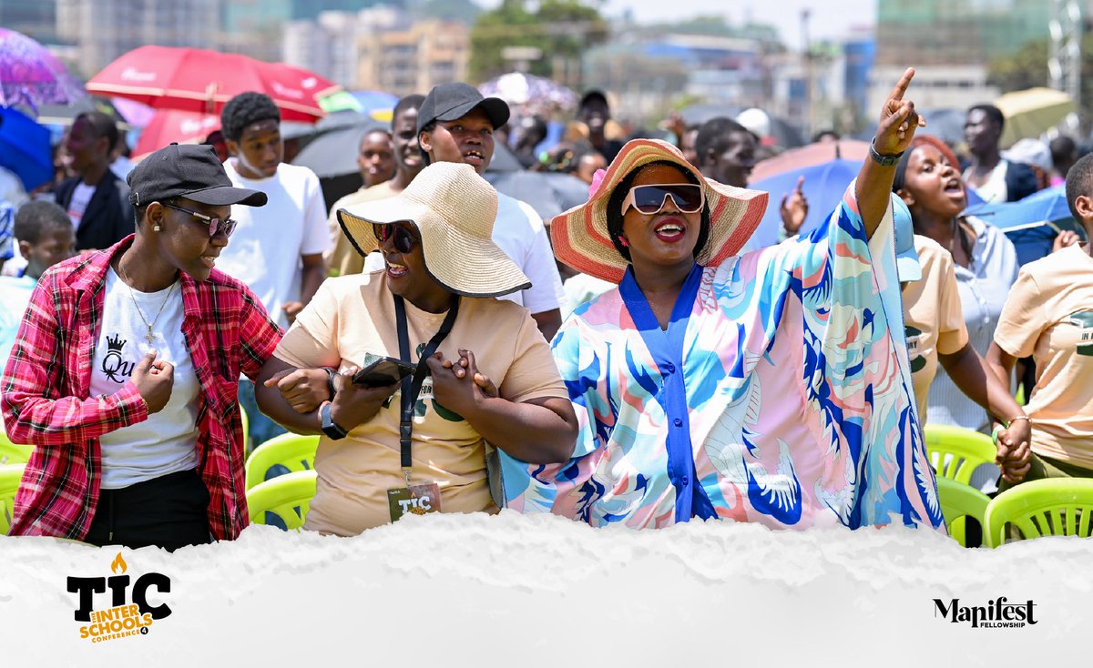 Mirembe1Joy's tweet photo. Creating and changing history, one divine moment at a time, One experience at a time ... #InterschoolsConference
#Phaneroo https://t.co/Npdr8aDFb2