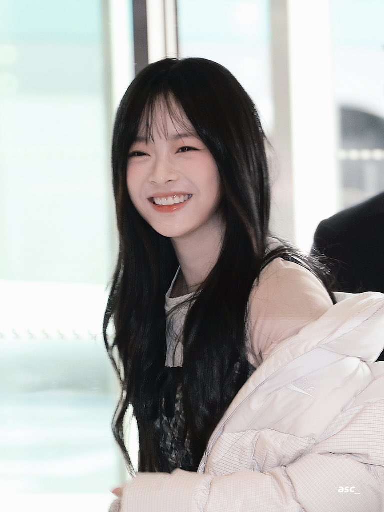 hanni archive⁵ tweet media