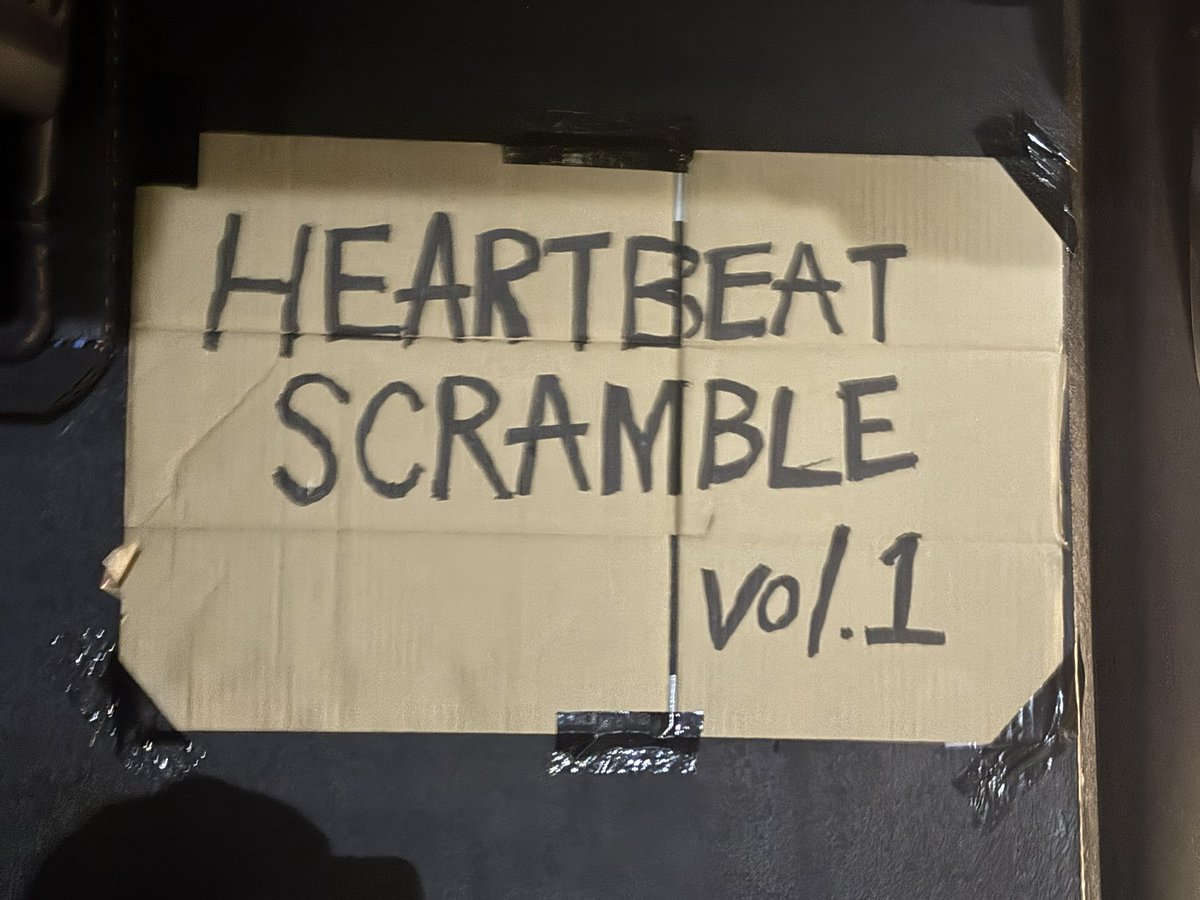 kiyotanboo's tweet photo. 本八幡の余韻

heartbeat scramble
あいばちゃんの企画Vol.1

全バンド初見だったけど充分楽しめた
酒ばっか呑んでたけどw🍻

uncle John！
凄く良かったから、バンダナ買っちゃった（ちょろいw）
京都のバンドらしいけど
また機会あったら観てみたいなぁ https://t.co/kSBZG4Dh9V