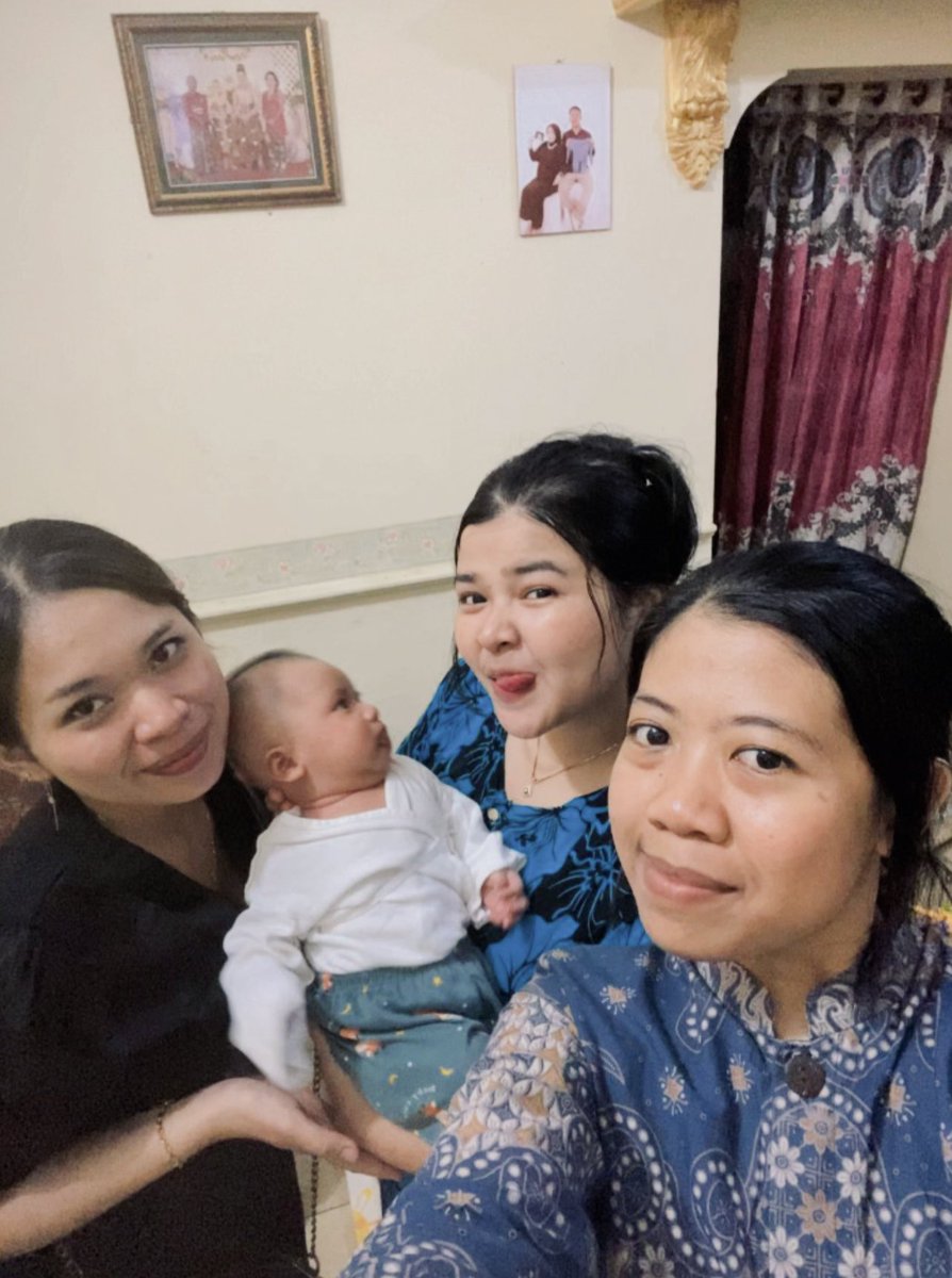 Foto dri jaman jamet sampe skrg udah punya cerita kehidupan masing”

Betapa beruntungnya aku punya temen yang cintanya juga ngalir ke anak aku