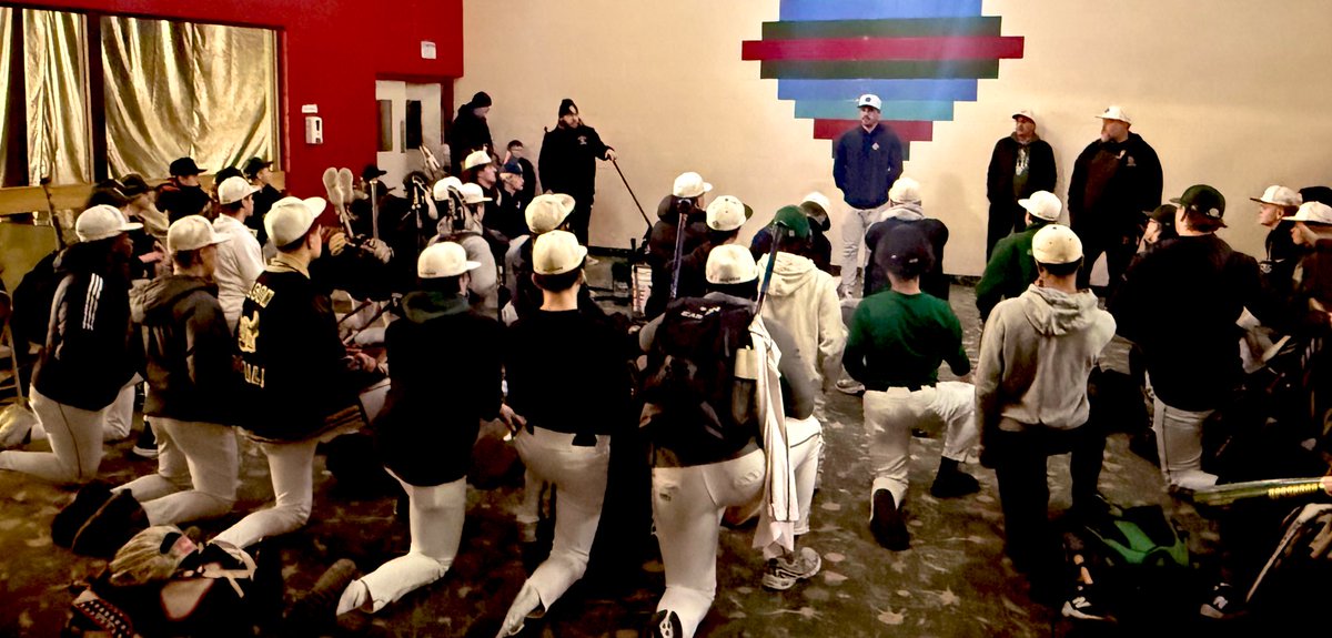 Coach Fris tweet media