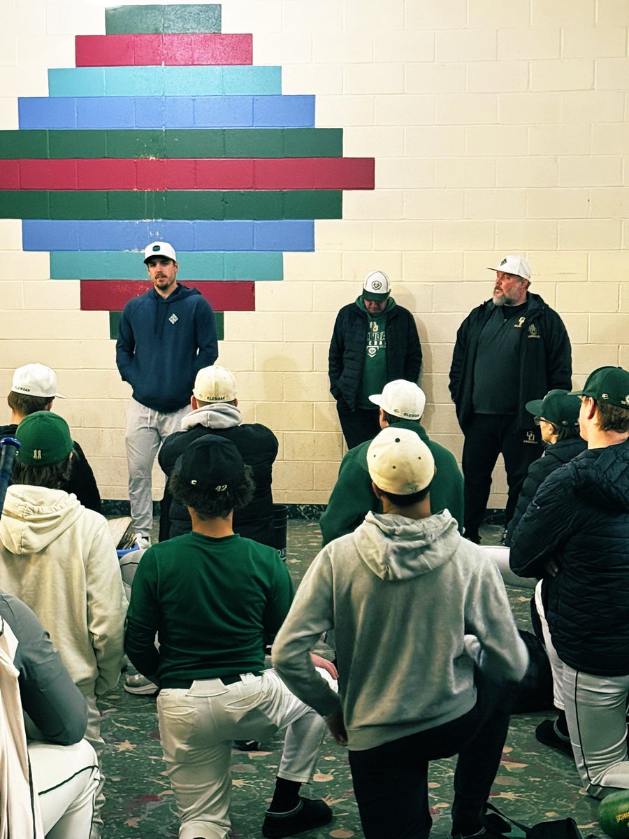 Coach Fris tweet media