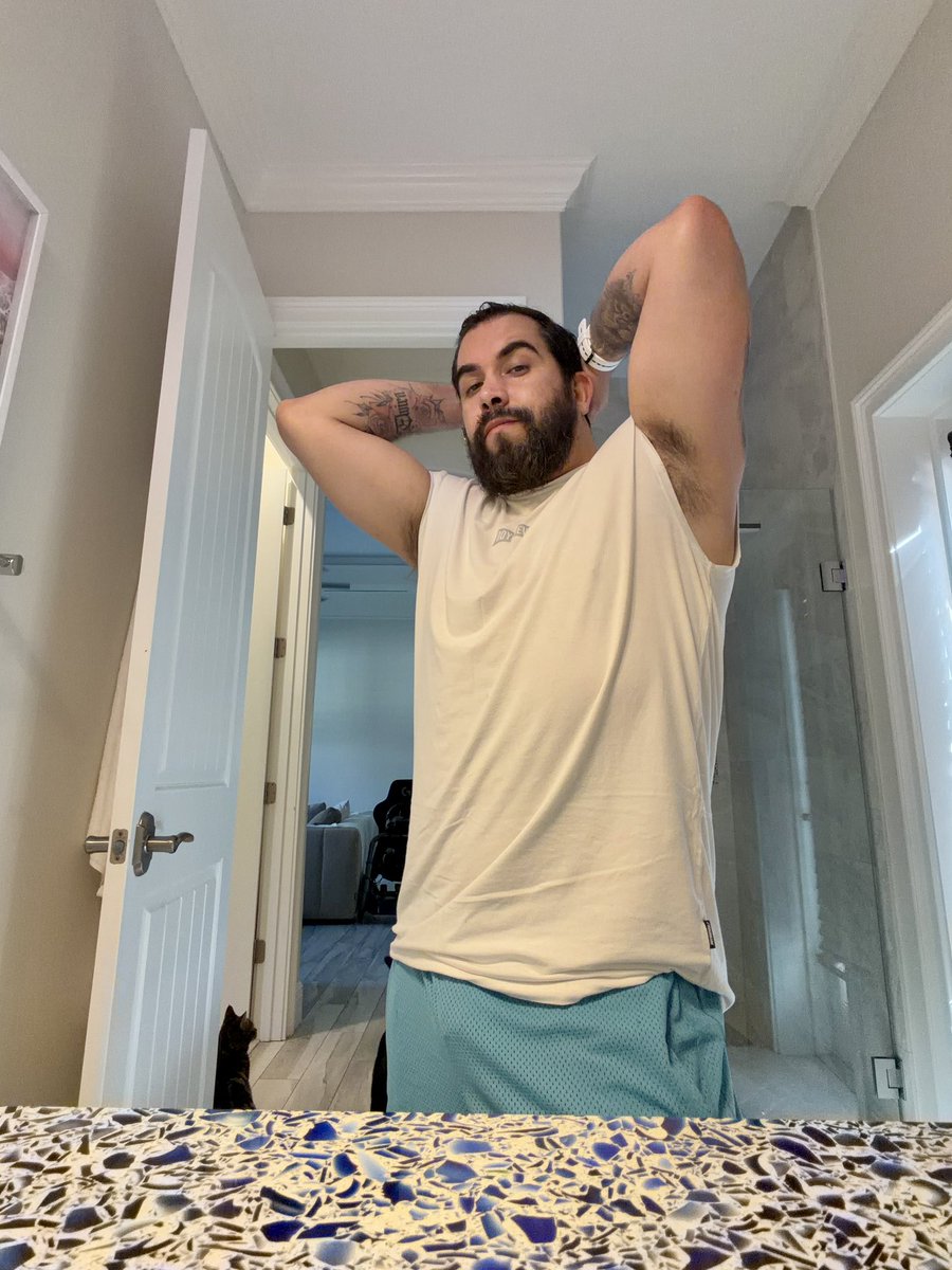 BucioMr's tweet photo. Buen día para todos 🧔🏻✌🏻❤️☀️ https://t.co/LV2WOMU2Ua