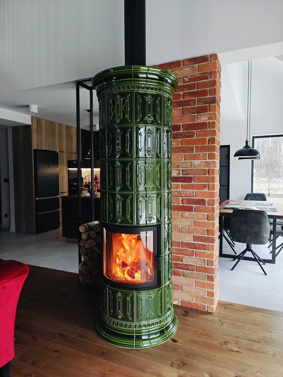 interiorstellar's tweet image. 