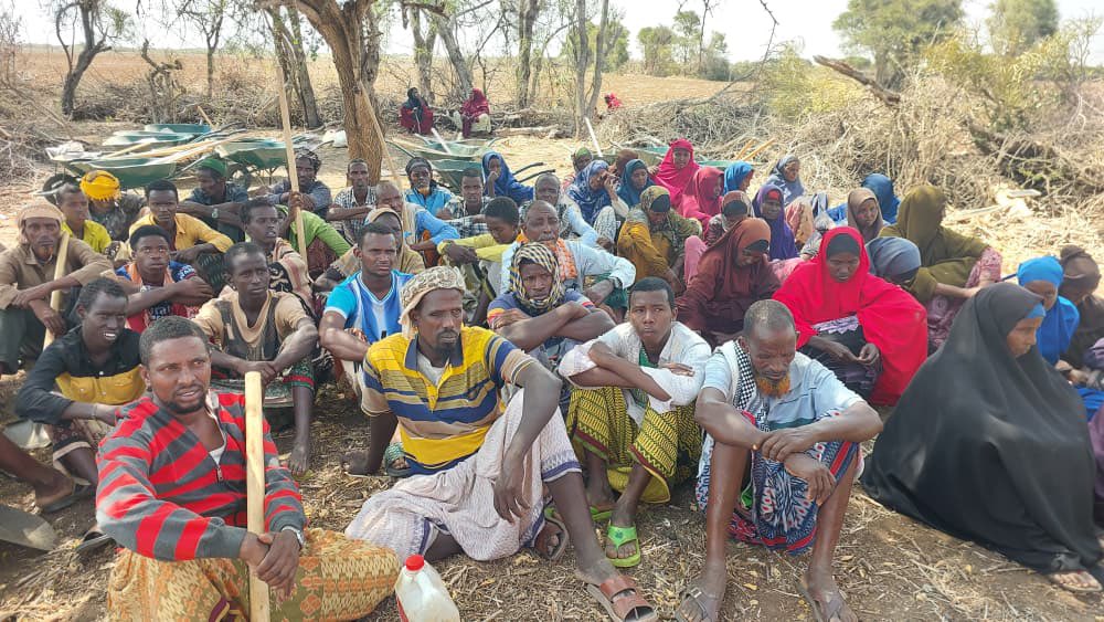 SAWDA_ORG's tweet photo. SAWDA conducted WMC training under the FAO-CERF funded project reaching 285 households (210 men and 75 women).

The training focused on community-led water governance, system maintenance &amp; inclusive participation to ensure sustainable access to safe water.

@FAOSomalia @FAO https://t.co/PKG3gzpvUO