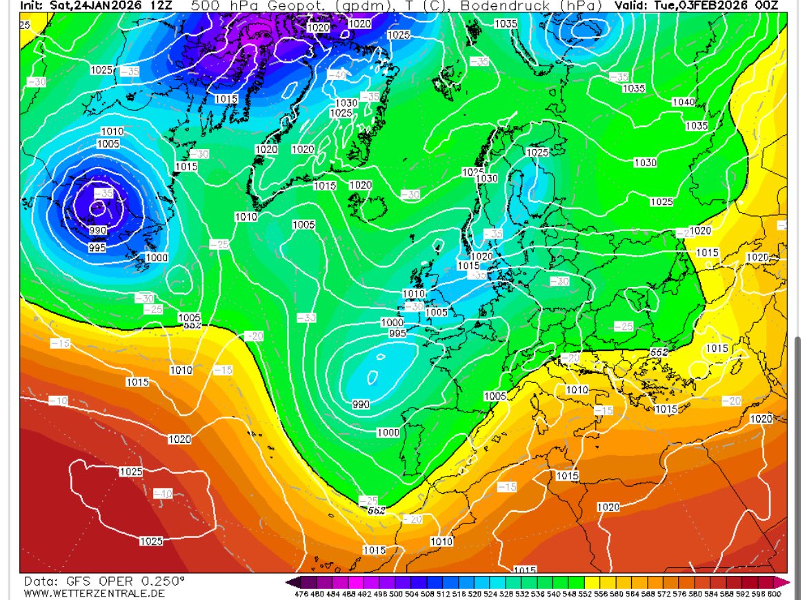 UK and US weather watch tweet media