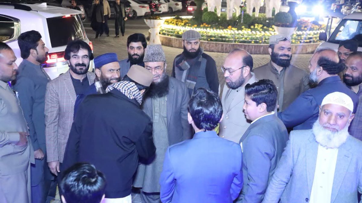 SenDrAbdulKarim's tweet photo. قائد ملت اسلامیہ سینٹر ڈاکٹر حافظ عبدالکریم کریم حفظہ اللہ امیر مرکزی جمعیت اہل حدیث پاکستان کی جماعت کے مخلص ساتھی، محترم حاجی نذیر انصاری رحمہ اللہ کے صاحبزادے کی شادی کے پُرمسرت موقع پر منعقدہ ولیمے میں
شرکت کے خوبصورت مناظر
#Admin_post https://t.co/jV3KvOi2av