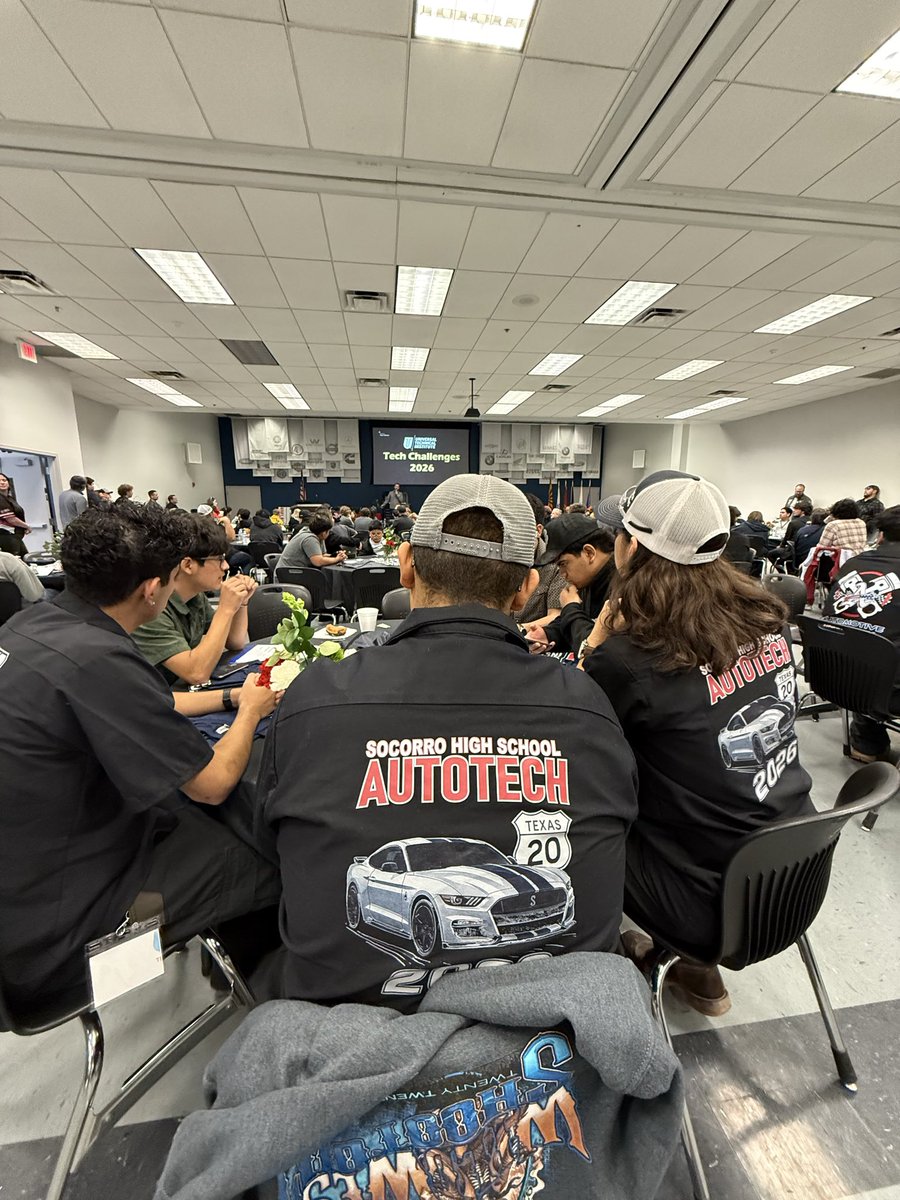 ARGonzalez_SHS's tweet photo. Wish your @Socorro_HS1 #autotech club good luck as we compete today @ UTI #toptechchallenge ! @Cnwihi_shs https://t.co/RIEa5KTdIr