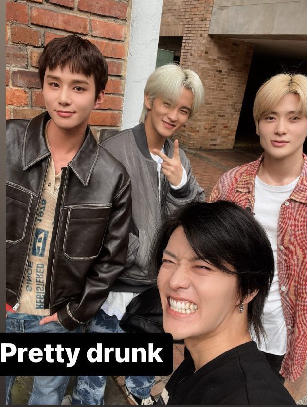 127RCHIVE's tweet image. three years ago today was this Yuta instagram story update with Jaehyun, Jungwoo and Mark.