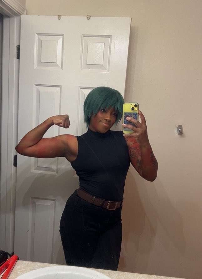 ladydanacorn's tweet image. I did it yall 😭