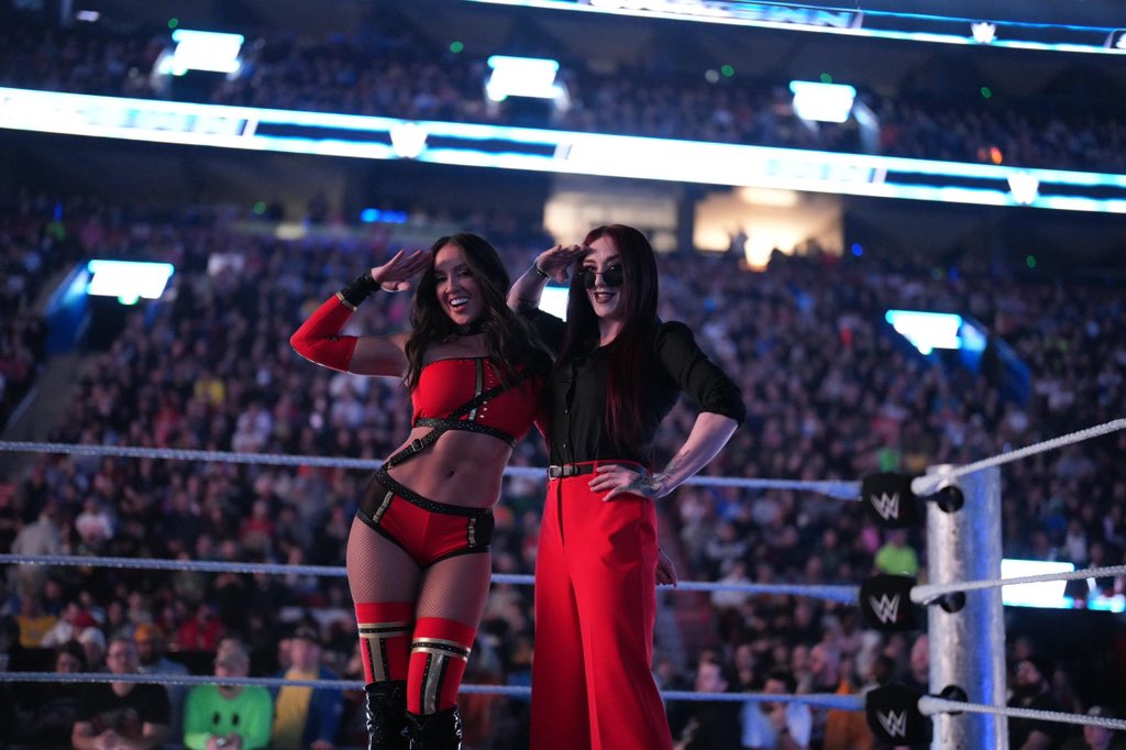 CHELSEA GREEN tweet media