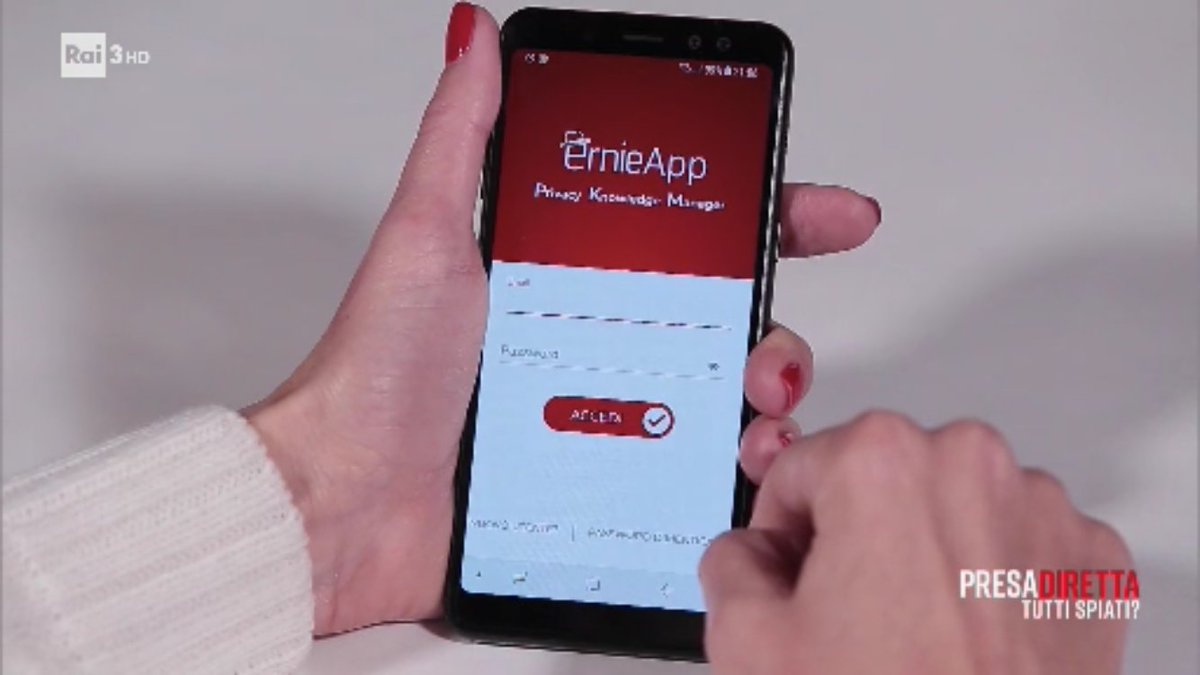 Perché gestire la privacy sulle app è così complicato? Semplice. Le aziende devono darti una scelta, ma sperano che tu non la usi. Abbiamo creato il PKM proprio per questo: per riprendere il controllo dei tuoi dati con un semplice clic