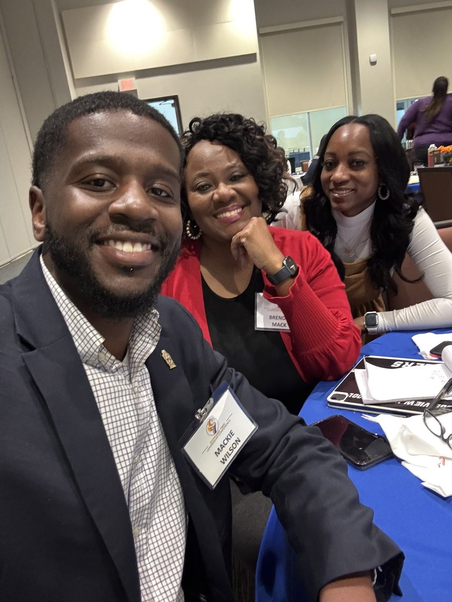 rvhs's tweet photo. Our administrators are locked in and leading the way at the Phenomenal Richland Two Leadership Conference at R2I2! 💜🩶
Investing in growth, collaboration, and leadership to better serve our students and schools. @MooreKimD We can’t wait for you to see our Fans 1st moments at The View!
#Live2Lead #RichlandTwo #LeadershipMatters #R2I2