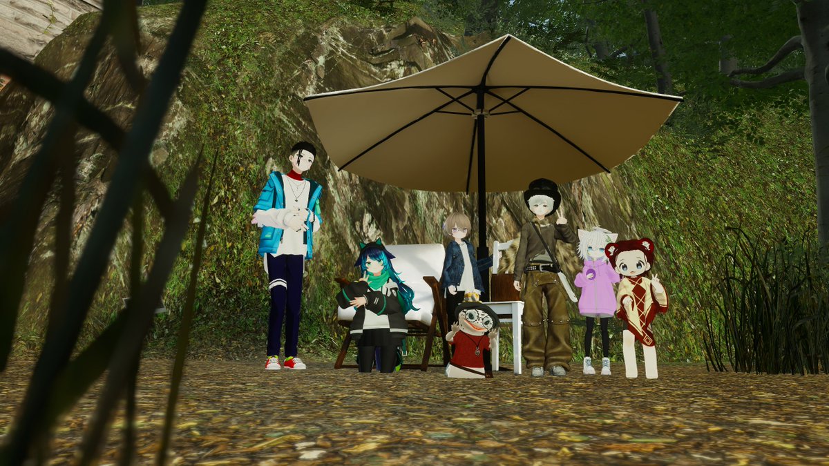 昨日は「撮影の集い」のReg（土）さんをお招きして、VRCでの撮影をレクチャーしていただきました！
デフォルトのカメラでも上手に使えば、かなりいい写真が撮れそうです！
今回撮影した写真は他にもグループDiscordにたくさん貼ってるので、ぜひご参加ください！

＃アート好き集会　#VRC撮影の集い