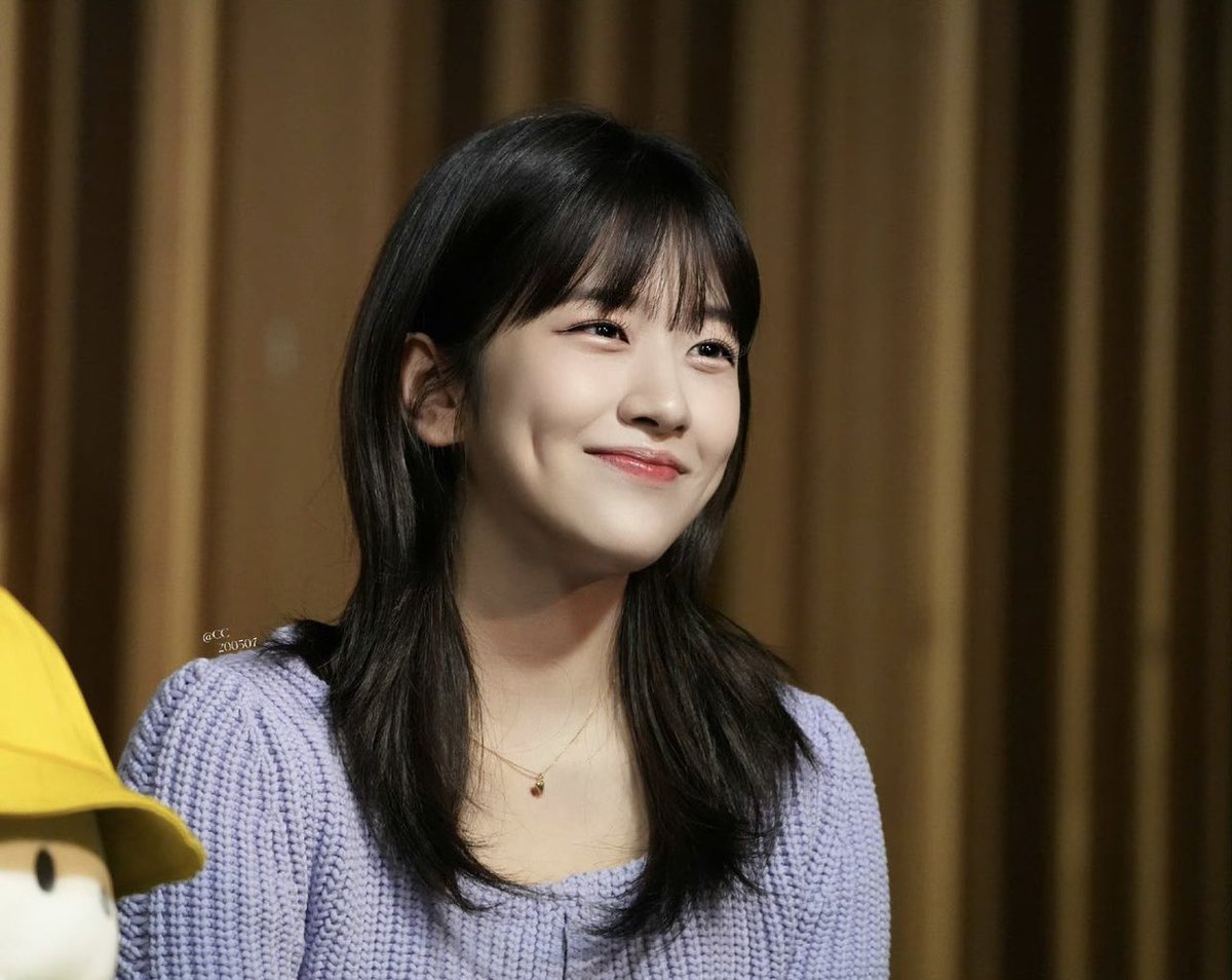 ★໒꒱ this smile is way too precious that my heart couldnt help but