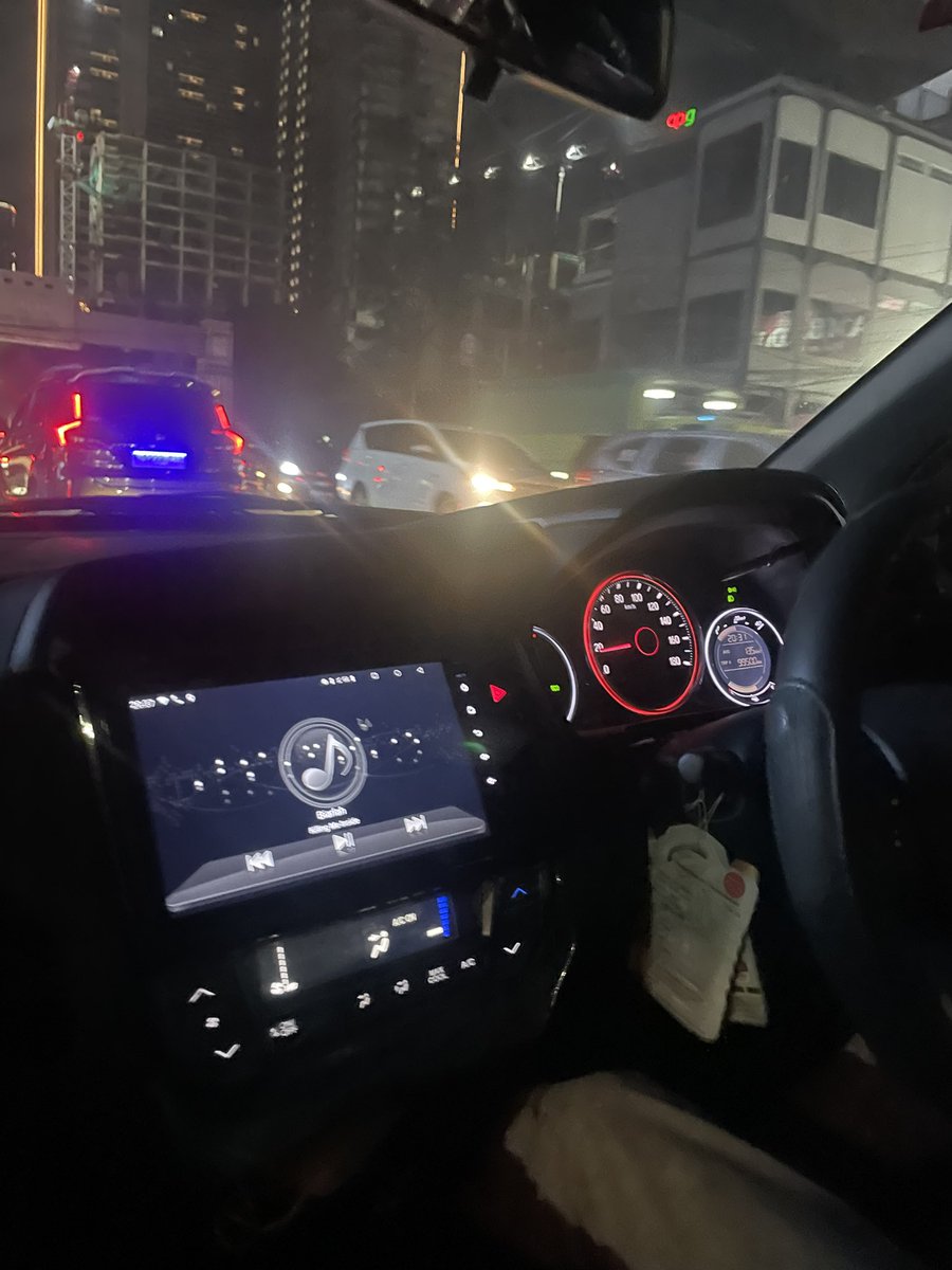 urhelp911's tweet photo. Jalan pulang + lagu + disetirin + ae menang hari ini, jisjos bgt gais https://t.co/s6XJHKBk3s