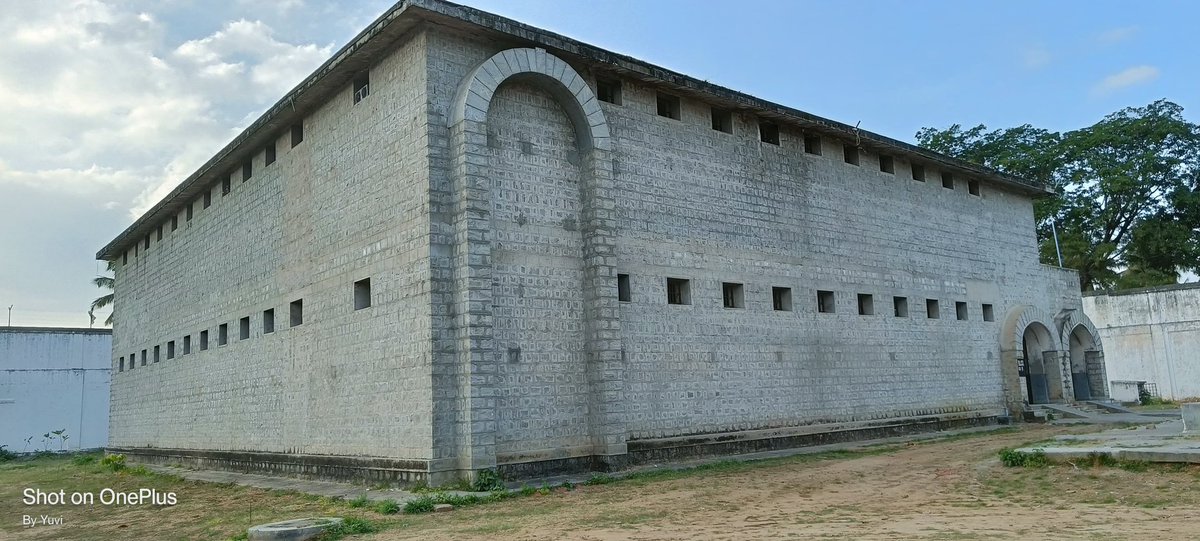 Yuvaraj20111998's tweet photo. Authentic #REAL jail location available for movie shooting 🎬
✔ Original jail structure
✔ Ideal for crime, action & investigation scenes
✔ Permissions & full local coordination available
Experienced:#productionManagerMaadeva | Balramana Dinagallu | 
@wunderbarfilms @RTakeStudios
@Rajkumar_KP
📩 DM open for details

#FilmLocation #SouthIndianCinema
