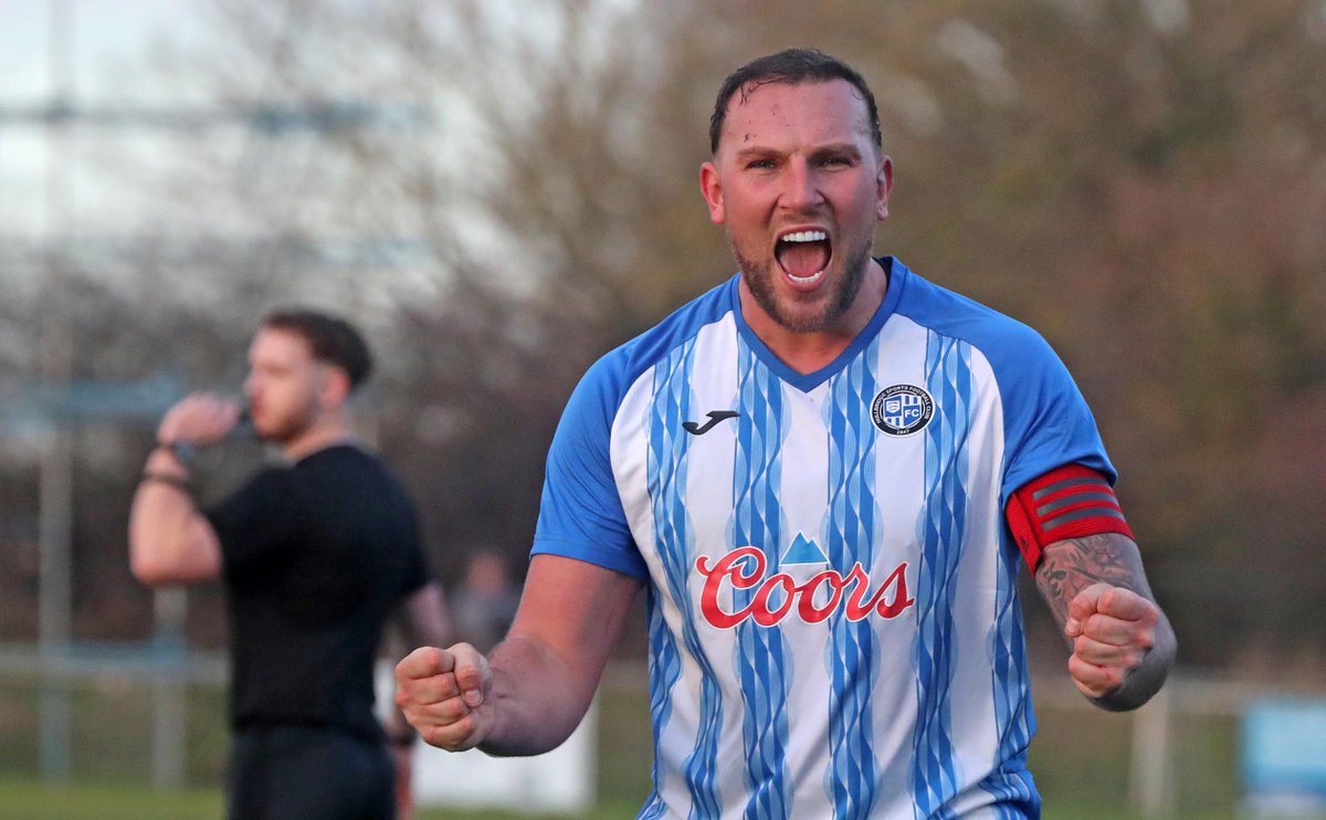 NickyHayesPhotos tweet media