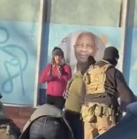 ImKnotTheOne's tweet image. Another ICE shooting…. I’d be curious to see what was recorded by this individual. 🧐🤔