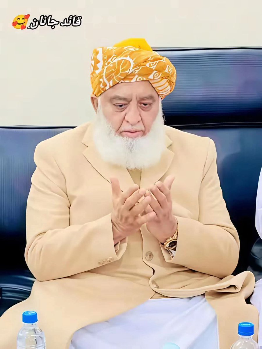 Qasim_Chandio11's tweet photo. ہم نے آئین کا حلف اٹھایا ہے، اقوام متحدہ یا IMF کا نہیں۔ قانون سازی قرآن و سنت کے تابع ہونی چاہیے۔
#SayNoTo_BoardOfKillers https://t.co/JORb23ZVMd
