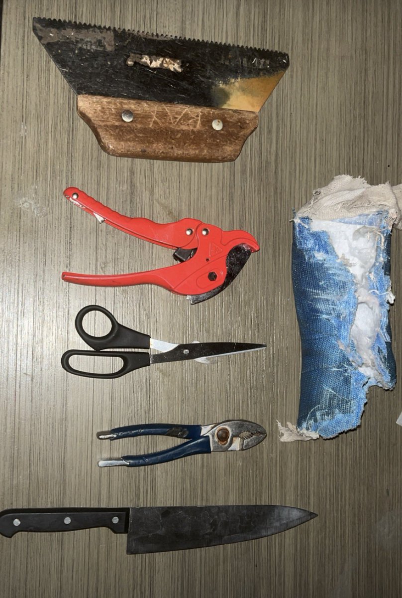 ColdAware's tweet image. والله ما قتلت احد جالس اشيل الجبس