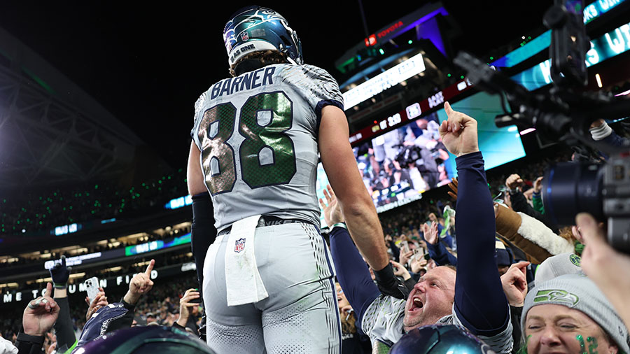 One Week Season tweet media