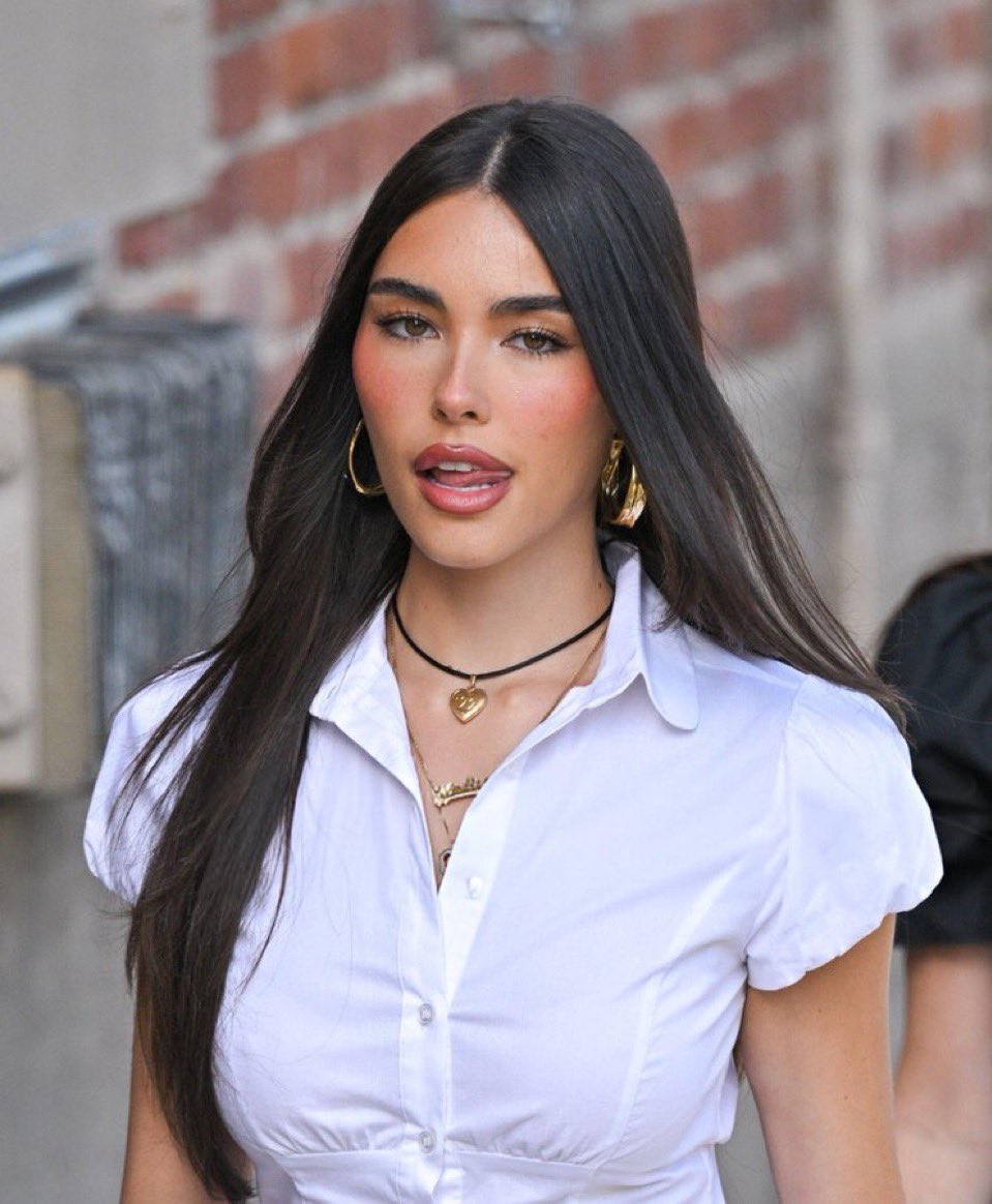 Goddess Madison. Ripoff Queen 🖕 tweet media