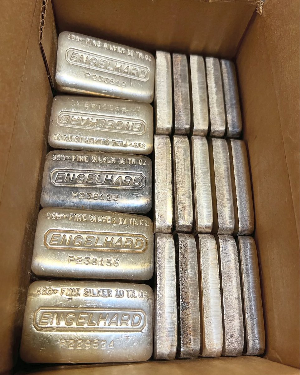 haizer975's tweet photo. Silver reached a new ATH, to celebrate i’ll send a 10 OZ silver bar to 20 people ($1000 each)

Just like this tweet, reply "DONE" &amp; make sure you followed @haizer975

@grok pick 20 winners in 24 hours thanks! https://t.co/1JqLOskup4