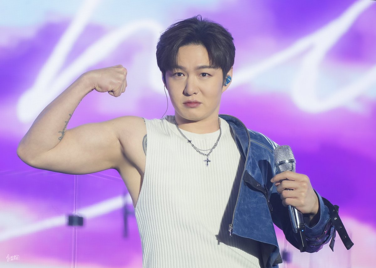 sori_cs_S2's tweet photo. 260124 [EndAnd - 수원] #이창섭 #LEECHANGSUB
ㅌ ㅔ 토 남 (ᐥᐜᐥ)♡︎ᐝ
@LeeCS_BTOB https://t.co/r9dsXv5ZNm