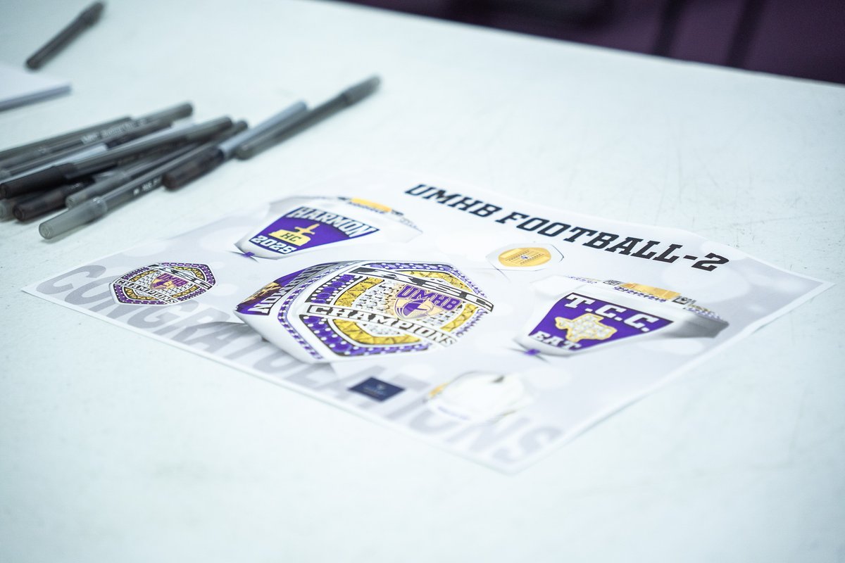 UMHB Football🏈 tweet media