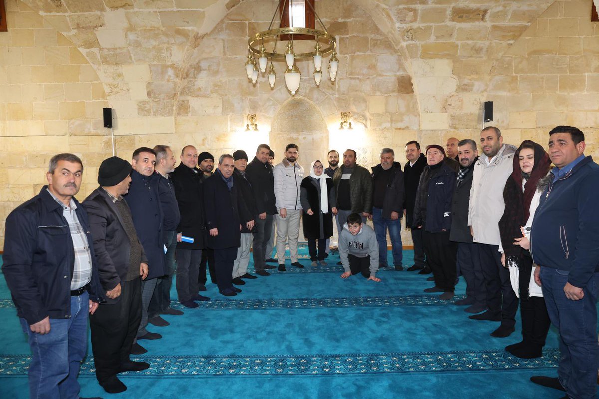 İl Başkanımız Sayın Fatih Muhaddis Fedaioğlu, GBB Başkanımız Sayın Fatma Şahin, GBB Başkan Vekilimiz Sayın Halil Uğur, İlçe Başkanımız Sayın İsmail Güler ve il–ilçe başkan yardımcılarımızla birlikte Burç Kale Muhtarlığını ziyaret ettik.

<a href="/Akparti/">AK Parti</a>
<a href="/abuyukgumus/">Ahmet Büyükgümüş</a>
<a href="/abdulhamitgul/">Abdulhamit Gül</a>