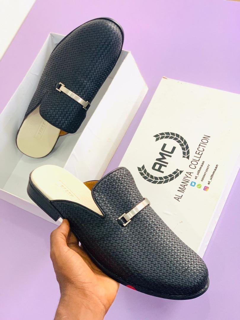 el_uthmaan's tweet photo. These are shoes by Almaniya Collection.

N15, 000 each

WhatsApp 08090739577

Location Kaduna

Nationwide Delivery 🚚

RT Dan Allah 👏🏻 https://t.co/4Nctguna1l