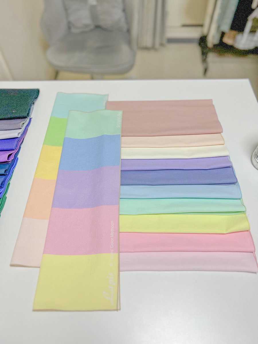 いぇーい✌パーソナルカラー真反対の人間🧚