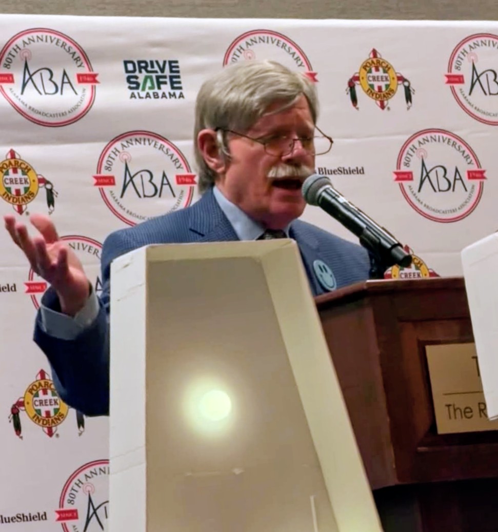 UncleHenry tweet media