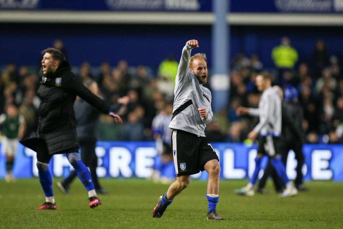 Plenty of grown men and women in tears there at the end.

Barry Bannan Sheffield Wednesday legend thanks for the memories skipper🦉💙 <a href="/bazzabannan25/">Barry Bannan</a> #swfc