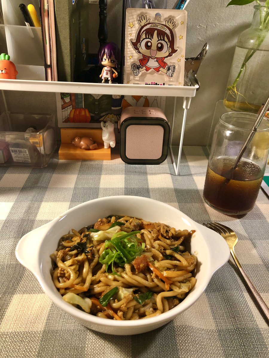 Noe (@liylacrom) on Twitter photo 