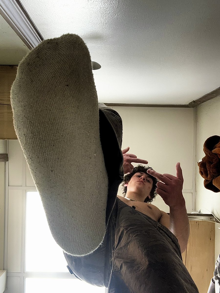 Master_Richiee1's tweet image. take a deep whiff and dispense 😵‍💫