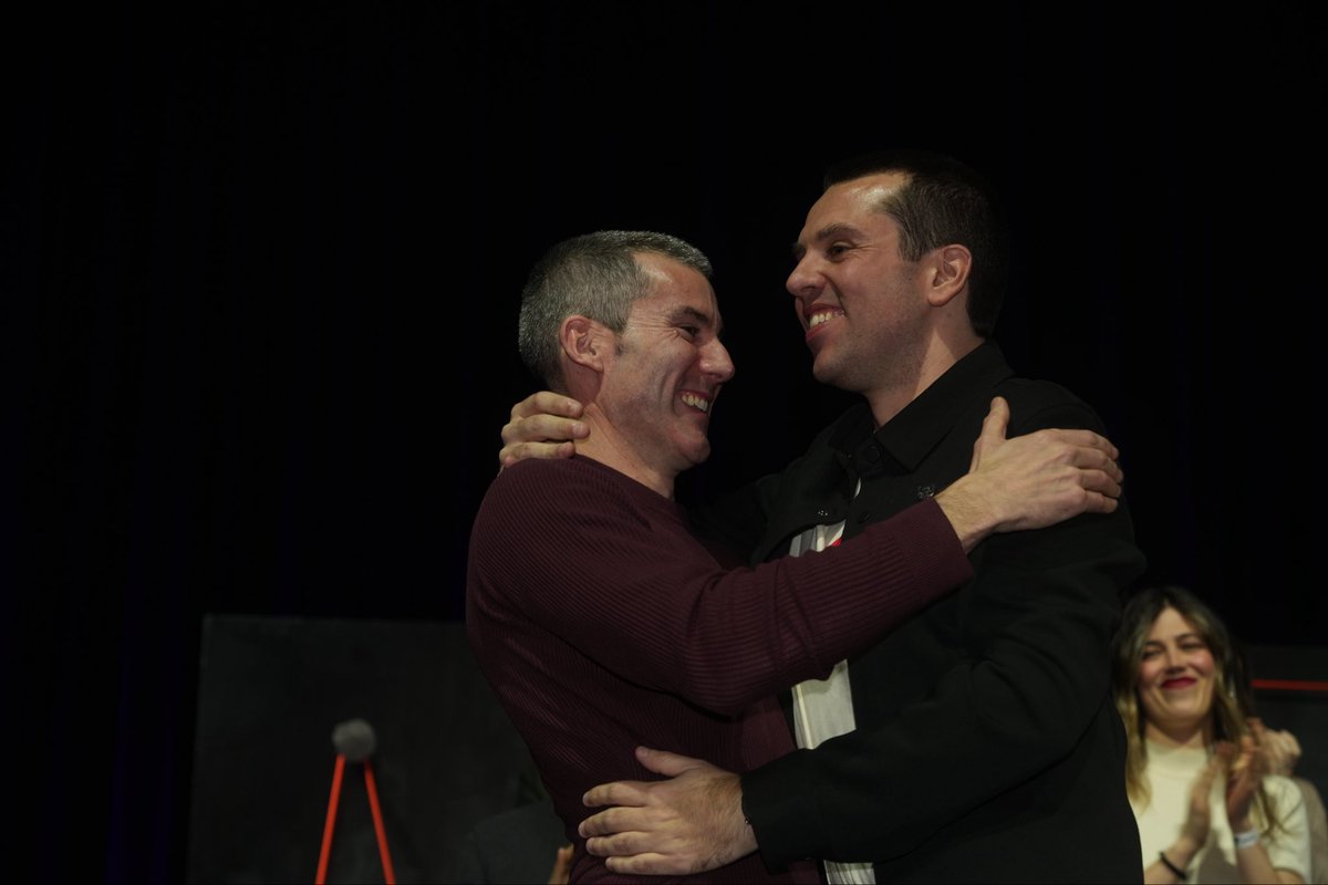 GalizaUPG's tweet photo. Hoxe acompañamos @s compañeir@s de @sortuEH na clausura do seu lV Congreso; desexámoslles un bo traballo no camiño da liberación de Euskal Herria, saudamos á nova dirección con @IraolaXabier á cabeza, e trasladamos unha forte aperta a @arkarodriguez, que deixa a secretaría. https://t.co/4drlkS1PUv